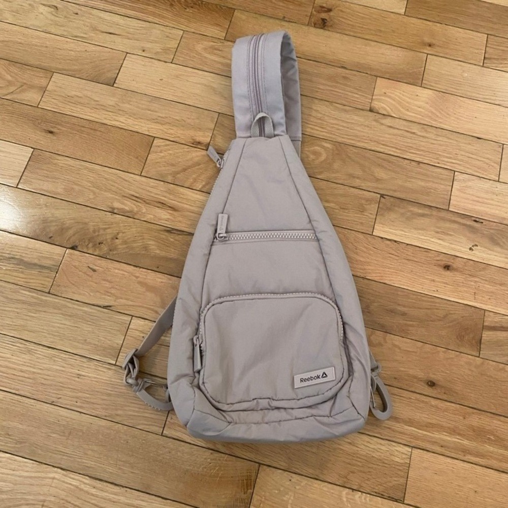 Reebok Sling Backpack Mauve Lavender Crossbody Sport Bag Adjustable Strap 19in